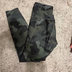 Old Navy Kids Camouflage Leggings - Black and Green